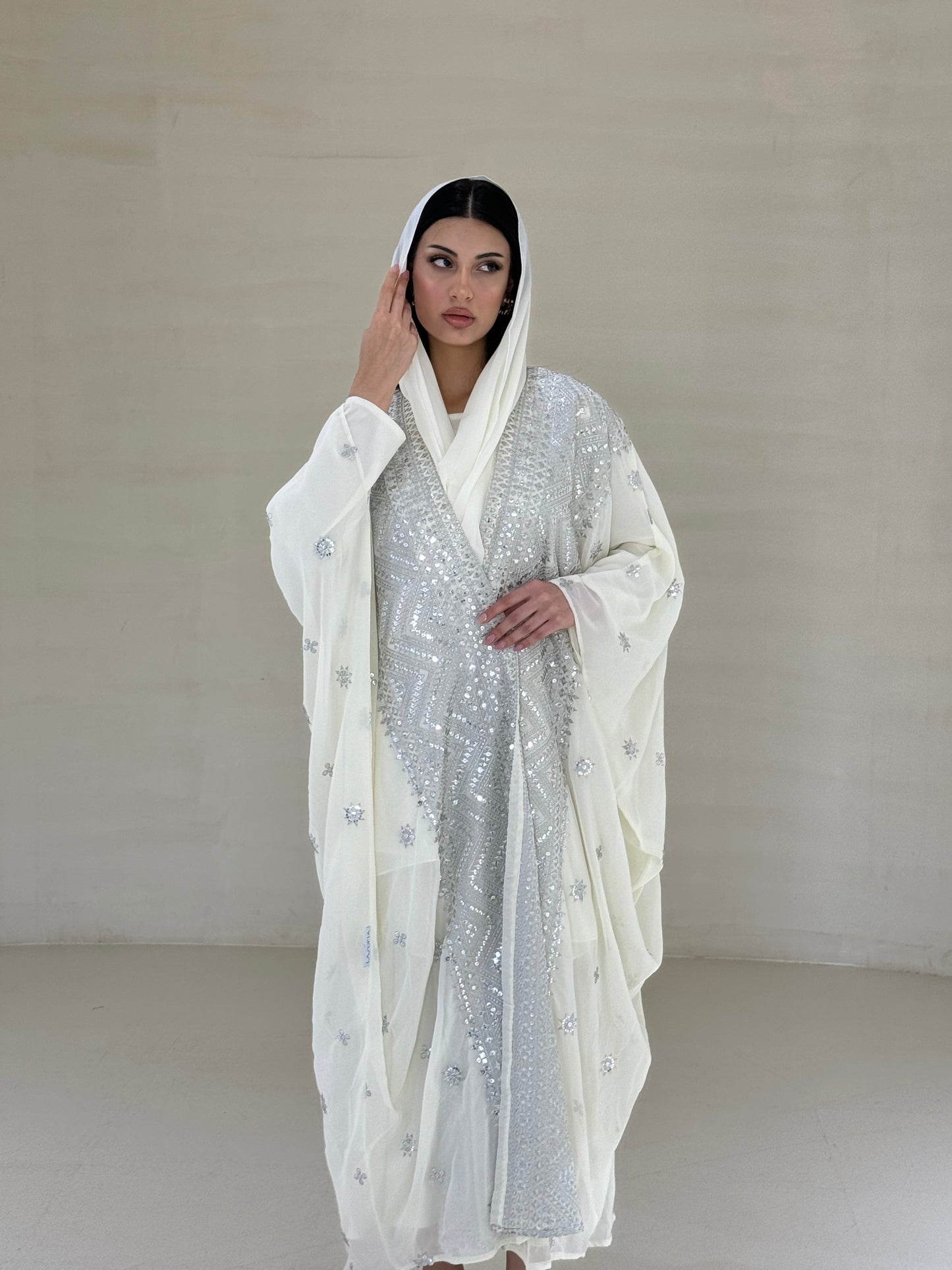 Cristal Abaya